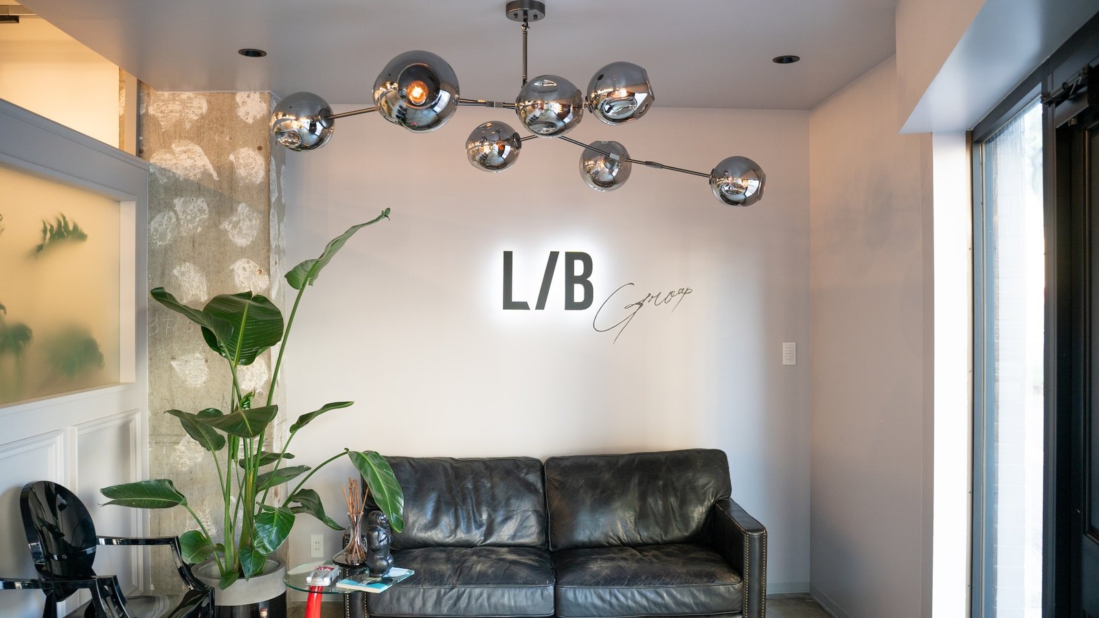 LB Group 新潟オフィスのエントランス
